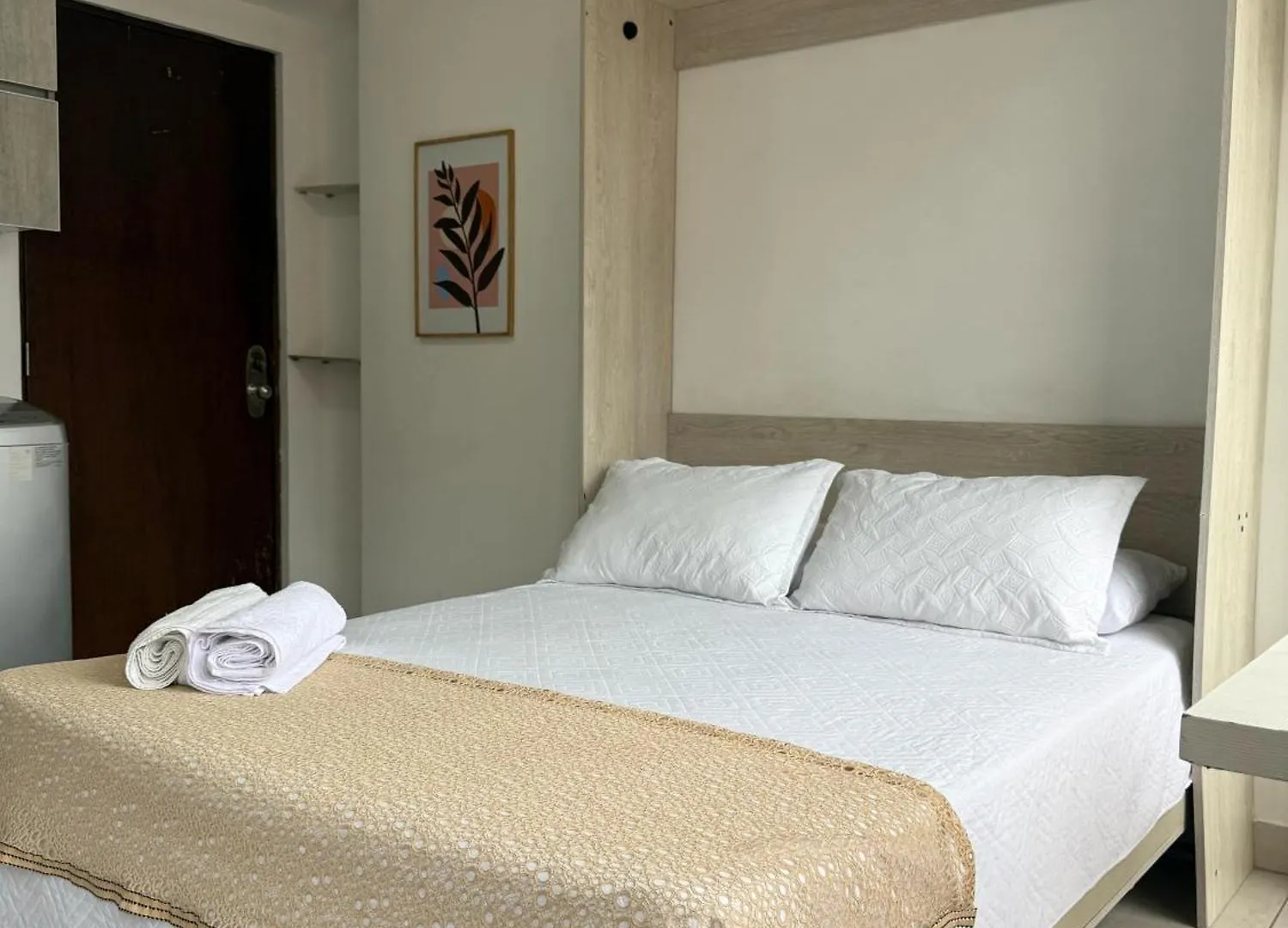 Apto Familiar In Poblado Medellín Apartamento