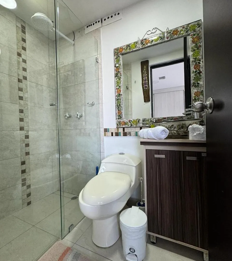 Apto Familiar In Poblado Medellin